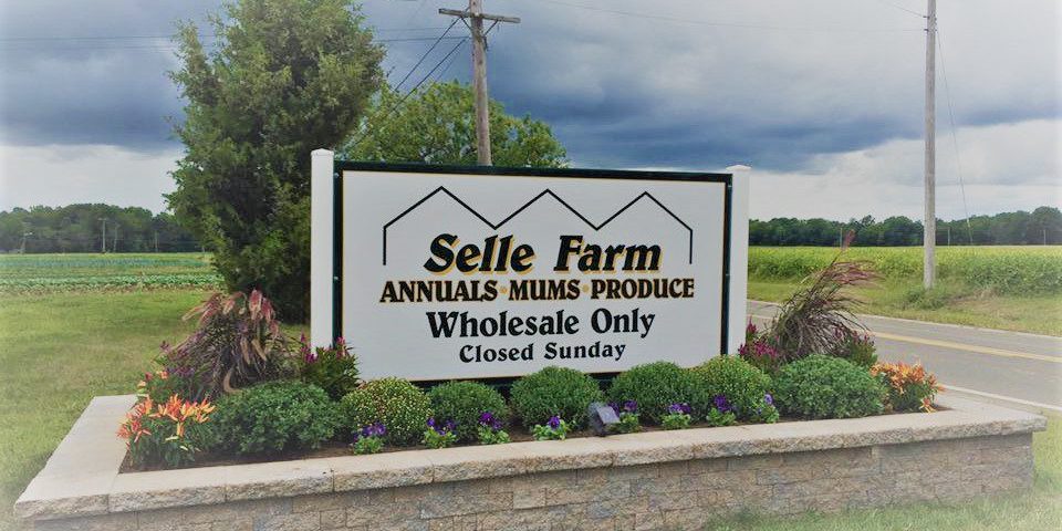Selle Farm Sign
